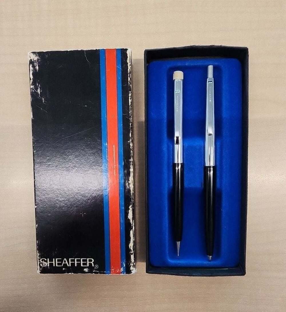 Vintage Sheaffer Pen and Pencil Set in Original Box